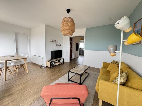 T5 lumineux de 87 m² avec vue mer – Quatre Moulins