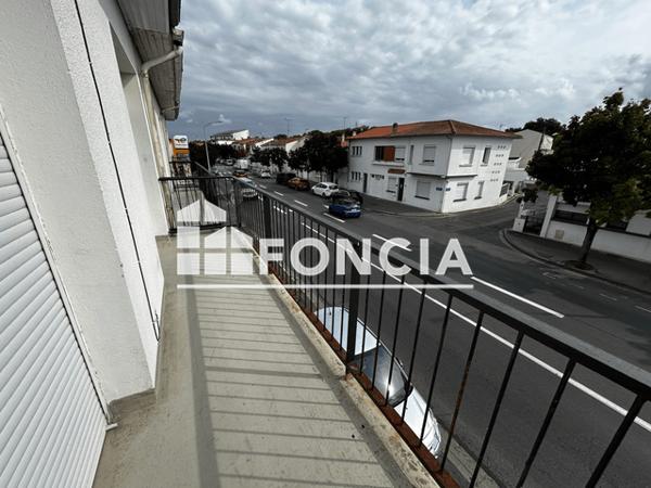 Location Appartement 3 pièces 60 m² - 8 AVENUE MARYSE BASTIE Royan 17200