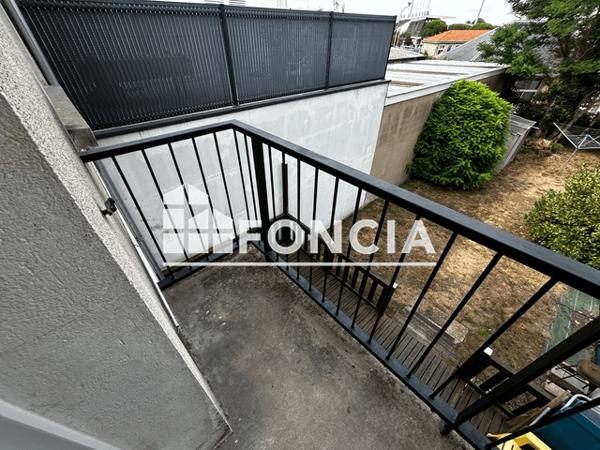 Location Appartement 3 pièces 60 m² - 8 AVENUE MARYSE BASTIE Royan 17200