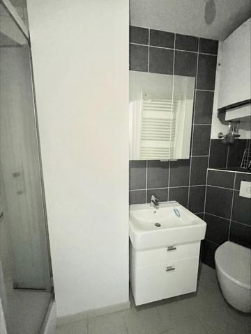 Appartement
                                                                                                                                                                                                                                                                                                                        1 pièce(s)                                                                                                                                                                                                                                                                                                                              13.8  m²