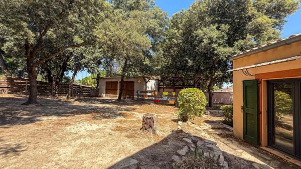 Villa d'architecte - Vue panoramique sur les Pyrénées - Carcassonne, quartier de l'Orée d'Auriac