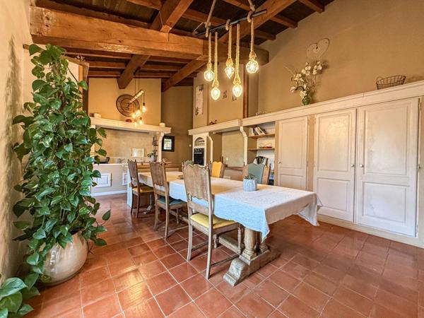 Villa d'architecte - Vue panoramique sur les Pyrénées - Carcassonne, quartier de l'Orée d'Auriac