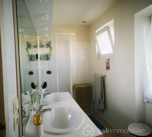 Maison en pierre de 102 m²