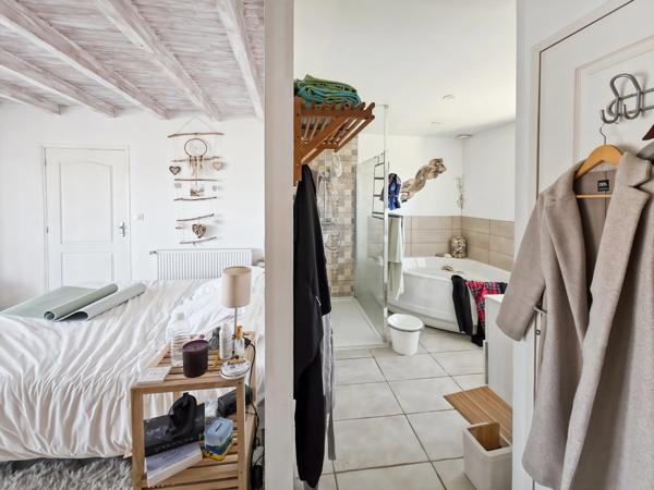 Ferme bressane rénovée à Louhans – 14 pièces, 192 m² avec espace indépendant idéal Airbnb  (71)