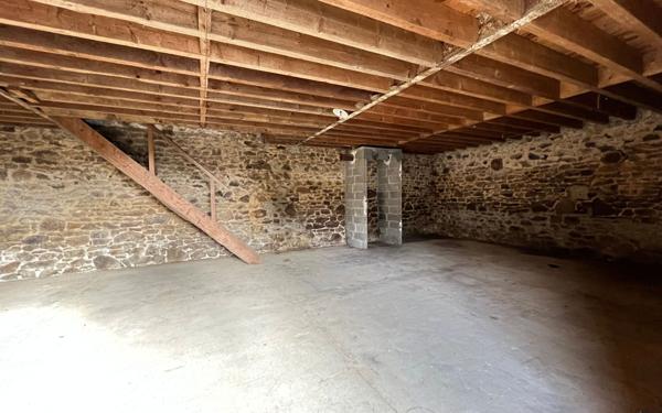 Maison à vendre    2 pièces •  Lalacelle