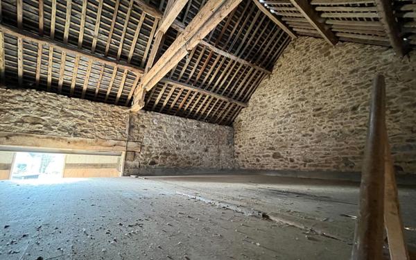 Maison à vendre    2 pièces •  Lalacelle