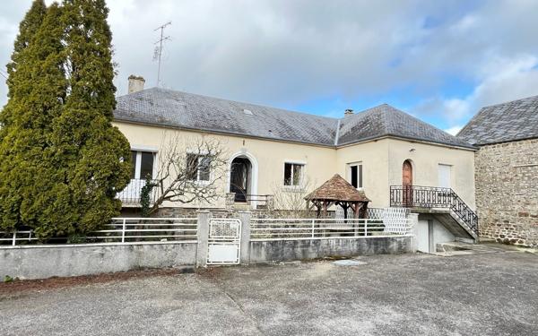 Maison à vendre    2 pièces •  Lalacelle