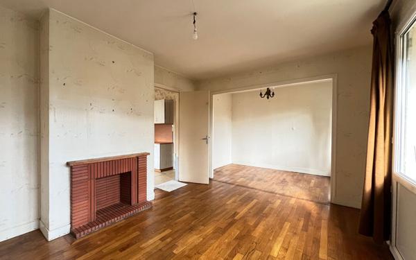 Maison à vendre    2 pièces •  Lalacelle