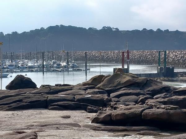 Maison rénovée TREBEURDEN (22)