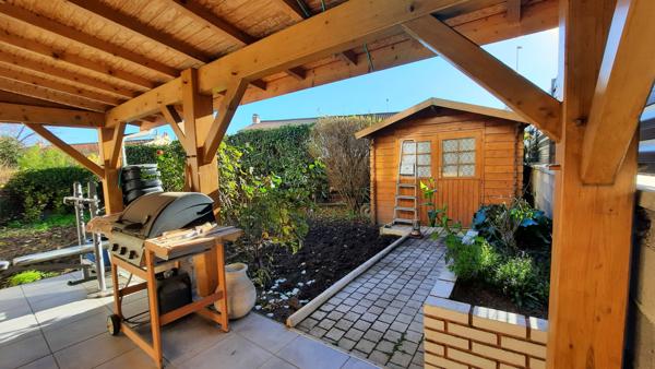 Maison Clermont Ferrand  avec jardin, terrasse et climatisation.