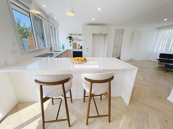Maison 8 pièces – 206 m² environ à Saint-Grégoire (ref : 32792)