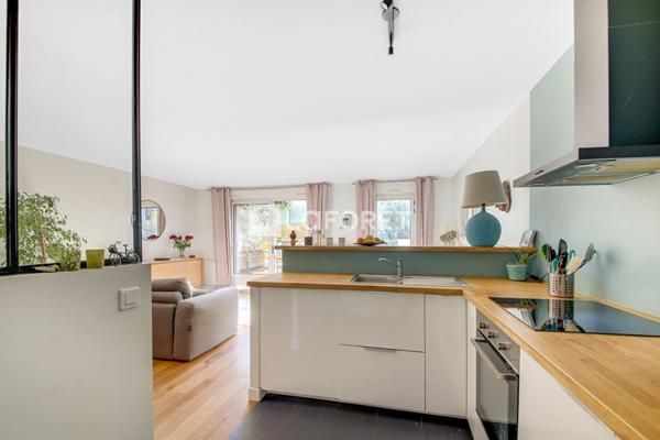 Location appartement près de PARIS - 3 pièce(s) - 76 m² - 2 791 €/mois