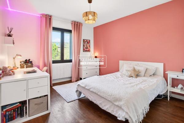 Maison 8 pièces – 184 m² environ à Guichen (ref : 72884)