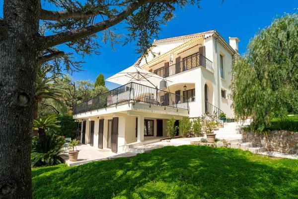 Vente Villa de luxe Roquebrune-Cap-Martin 7 Pièces 258 m²