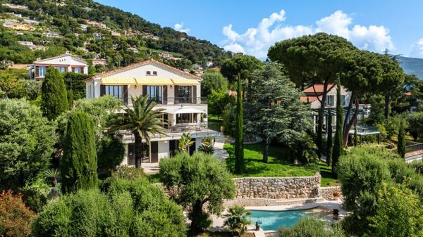 Vente Villa de luxe Roquebrune-Cap-Martin 7 Pièces 258 m²