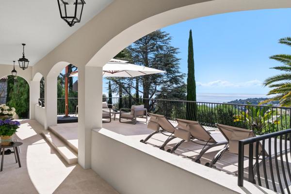 Vente Villa de luxe Roquebrune-Cap-Martin 7 Pièces 258 m²