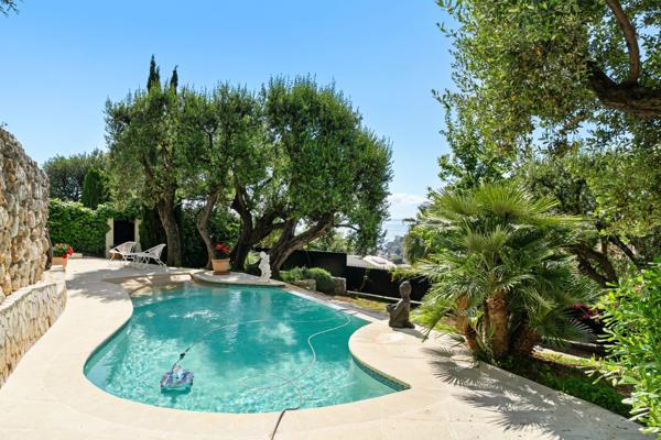 Vente Villa de luxe Roquebrune-Cap-Martin 7 Pièces 258 m²