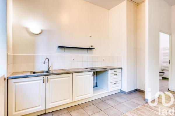 Appartement 3 pièces de 65 m² à Rouen (76000)
