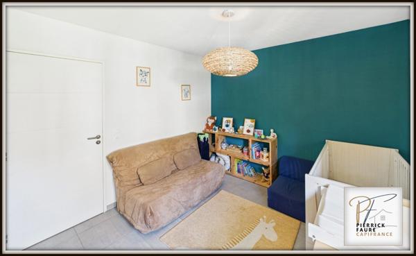 T3 avec terrasse plein sud, vue montagnes, garage et cave à Briançon