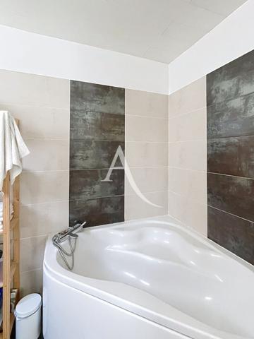 Hyper centre de LABARTHE/LEZE - 5 pièces 142 m2