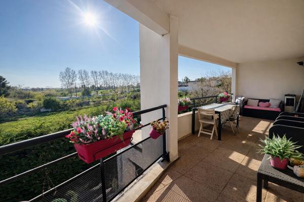 Chateau gombert (13013) En exclusivité - T2 lumineux de 44 m2 avec terrasse et garage - Château-Gombert