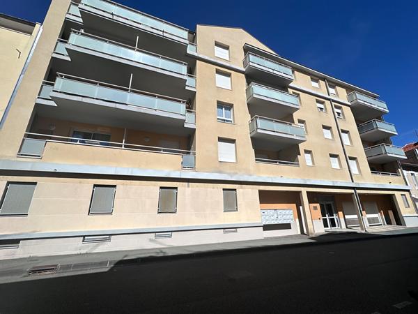 Appartement Clermont Ferrand 3 pièce(s) 68.06 m2 avec terrasse et garage