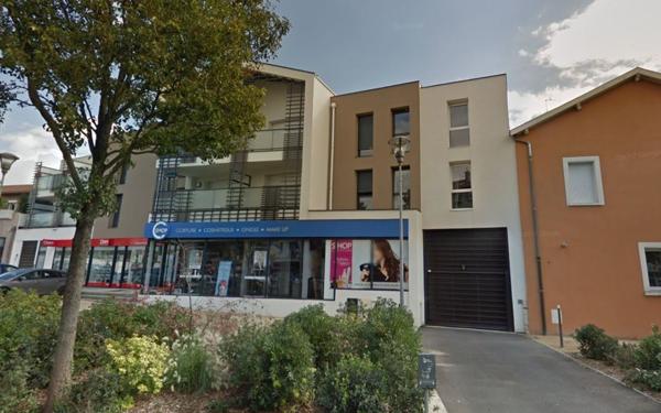 Stationnement à louer    14,40 m2 Caluire-et-Cuire