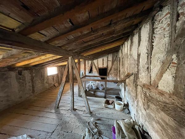 Immeuble Rare au Coeur du Centre Historique de Revel