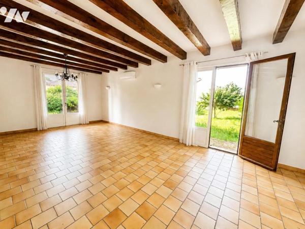 Maison à vendre ESPERE 3 chambres grand terrain