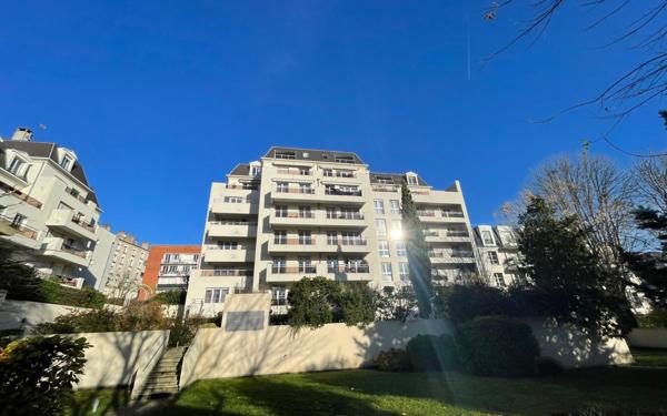 Appartement à vendre    2 pièces • 48,95 m2 Nogent-sur-Marne