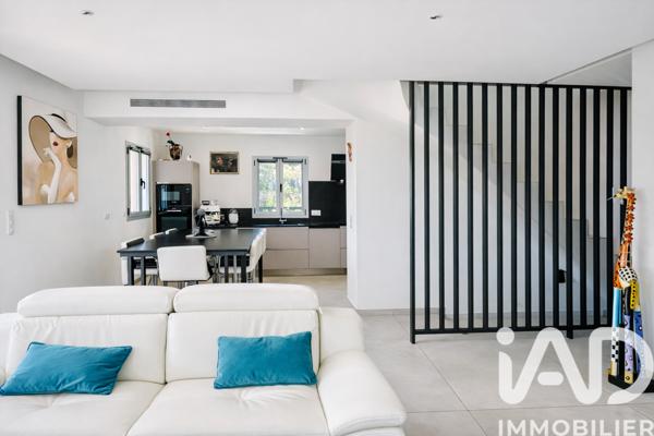 Maison à vendre 10 pièces 166 m² Sainte-Maxime