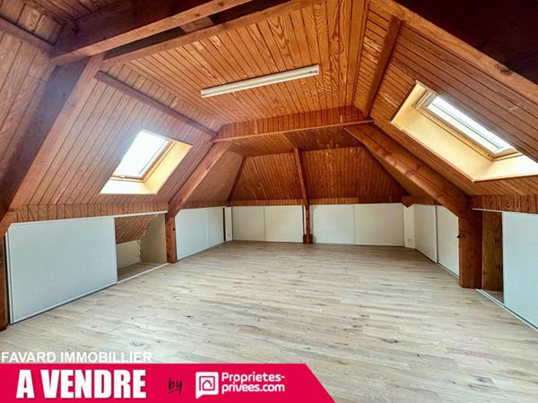 Grande maison familiale 238 m² - 7 chambres - jardin & garages - Brive-la-Gaillarde