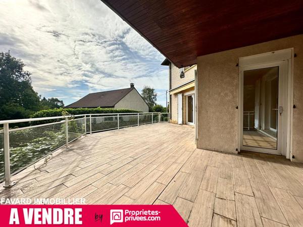 Grande maison familiale 238 m² - 7 chambres - jardin & garages - Brive-la-Gaillarde