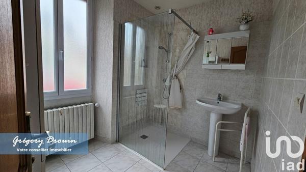 Maison de ville 5 pièces de 164 m² à Bromeilles (45390)