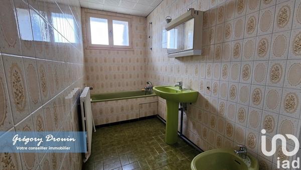 Maison de ville 5 pièces de 164 m² à Bromeilles (45390)