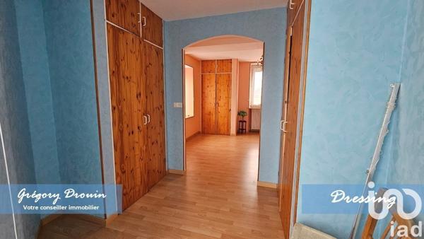 Maison de ville 5 pièces de 164 m² à Bromeilles (45390)