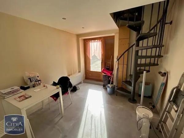 Appartement à louer 1 pièce 24.6m² Saint-Étienne (42100)