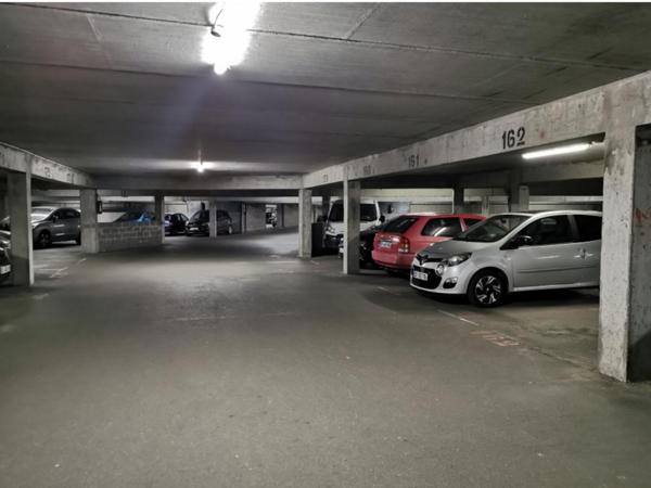Parking / box Angers