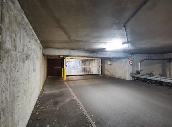 Parking / box Angers