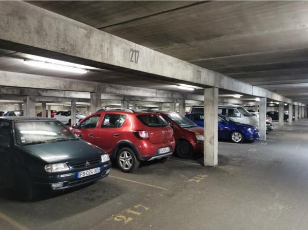 Parking / box Angers
