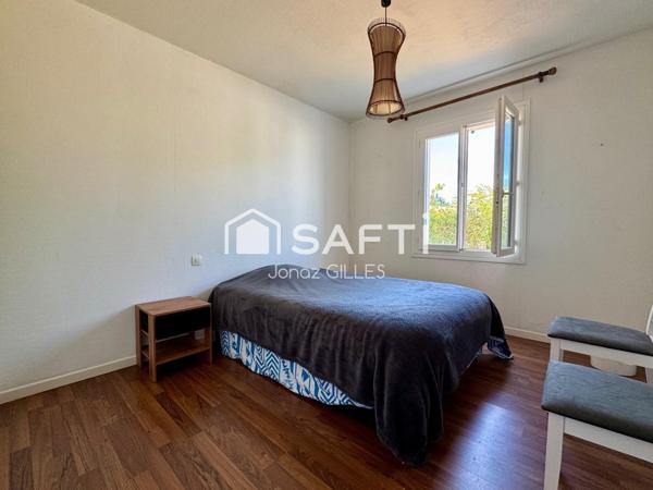 Maison 4 chambres avec piscine et dépendance