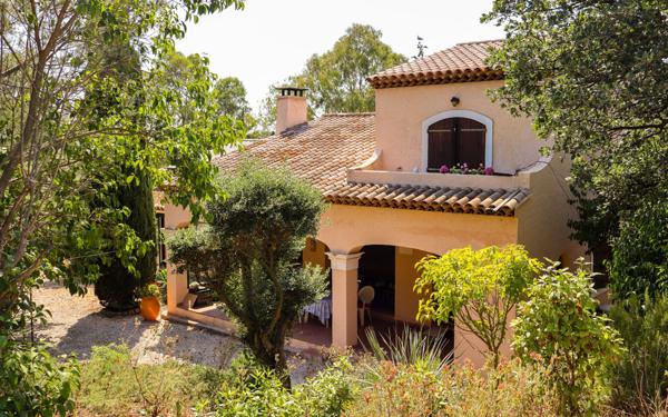 Maison à vendre    6 pièces • 172 m2 La Seyne-sur-Mer