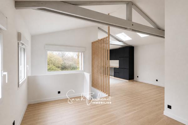 Appartement
         4 pièces
        - 98 m² 485 000 € *