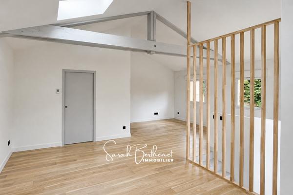 Appartement
         4 pièces
        - 98 m² 485 000 € *