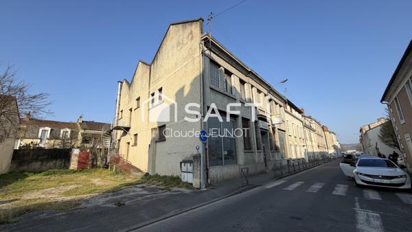 Immeuble 600 m² à rénover + terrain constructible – Périgueux centre