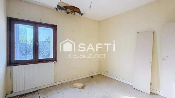 Immeuble 600 m² à rénover + terrain constructible – Périgueux centre