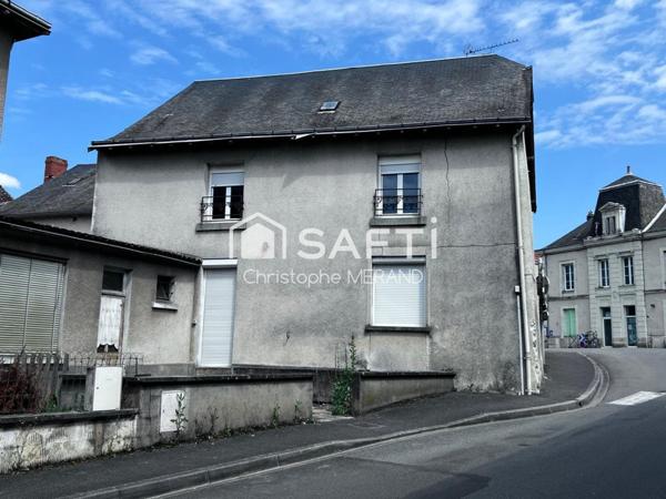 Beau potentiel pour cette immeuble de plus de 190M²
