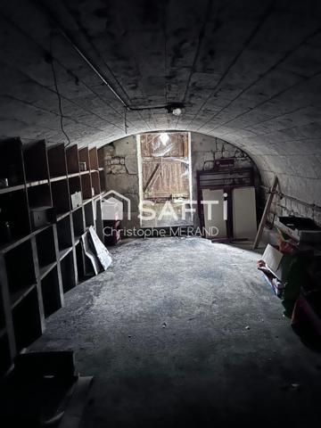 Beau potentiel pour cette immeuble de plus de 190M²
