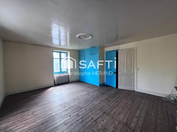 Beau potentiel pour cette immeuble de plus de 190M²