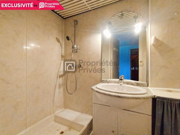 Maison 5 pièce(s) avec fort potentiel sur parcelle de 2 900 m²